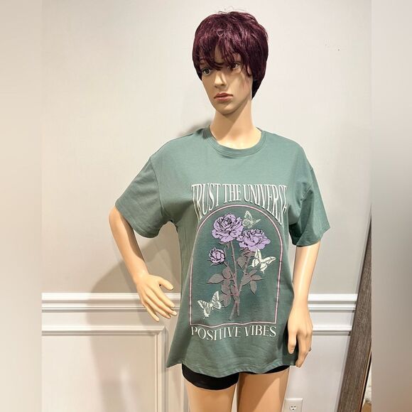 NWT Street Society graphic tee - Picture 1 of 4
